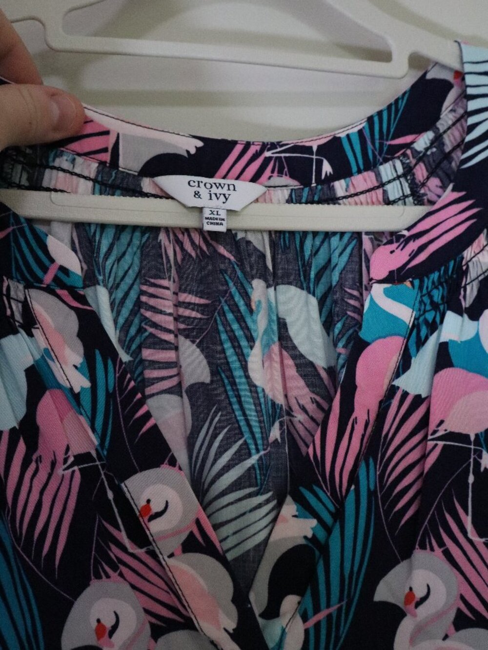 Tropical Flamingo Crown and Ivy Pink and Blue Blouse size XL - Picture 5 of 6